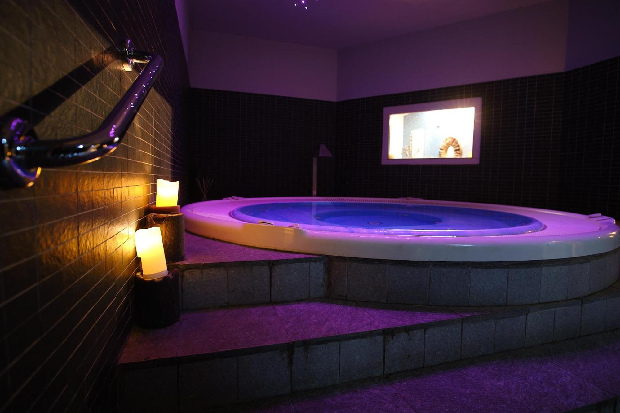 Hotel Bes & Spa Claviere Exteriör bild