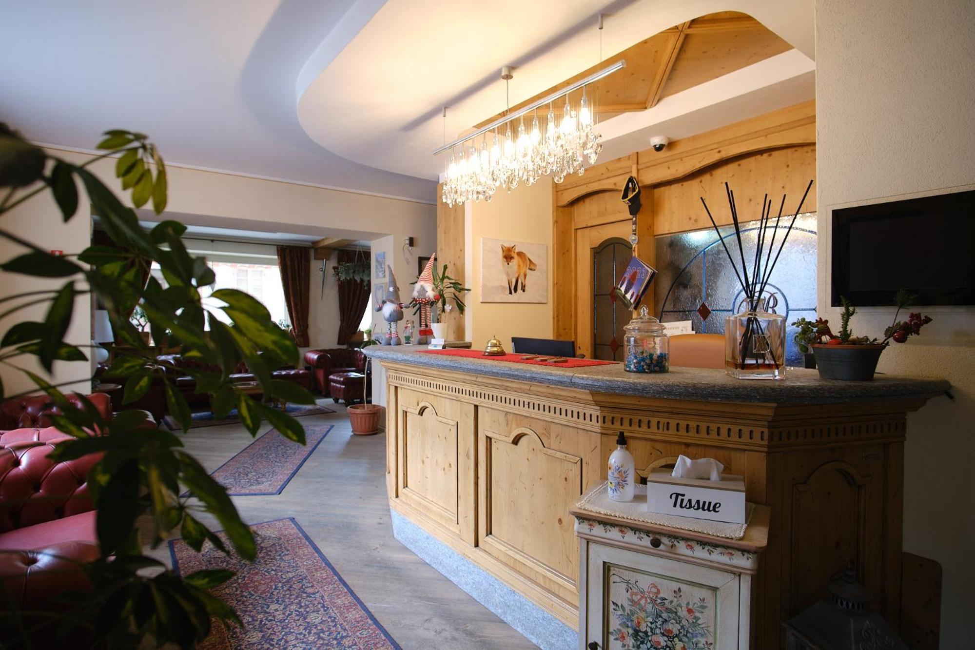 Hotel Bes & Spa Claviere Exteriör bild